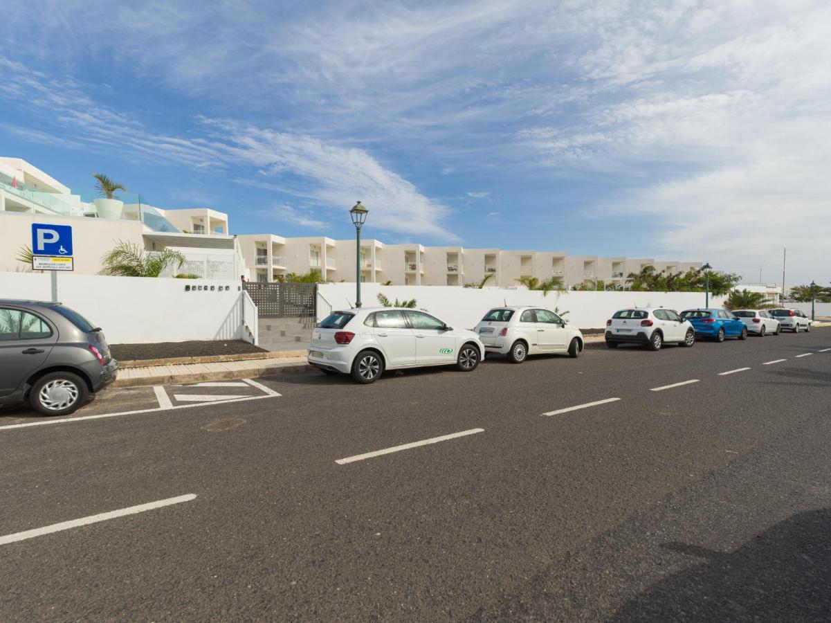 Homeforguest Sunset Senator With Pool And Terrace In Costa Teguise Exterior photo