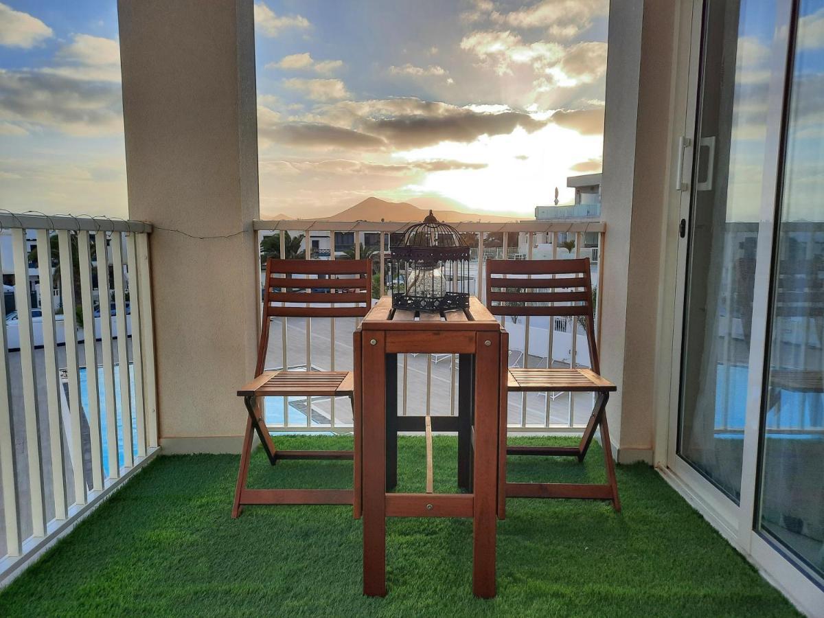 Homeforguest Sunset Senator With Pool And Terrace In Costa Teguise Exterior photo